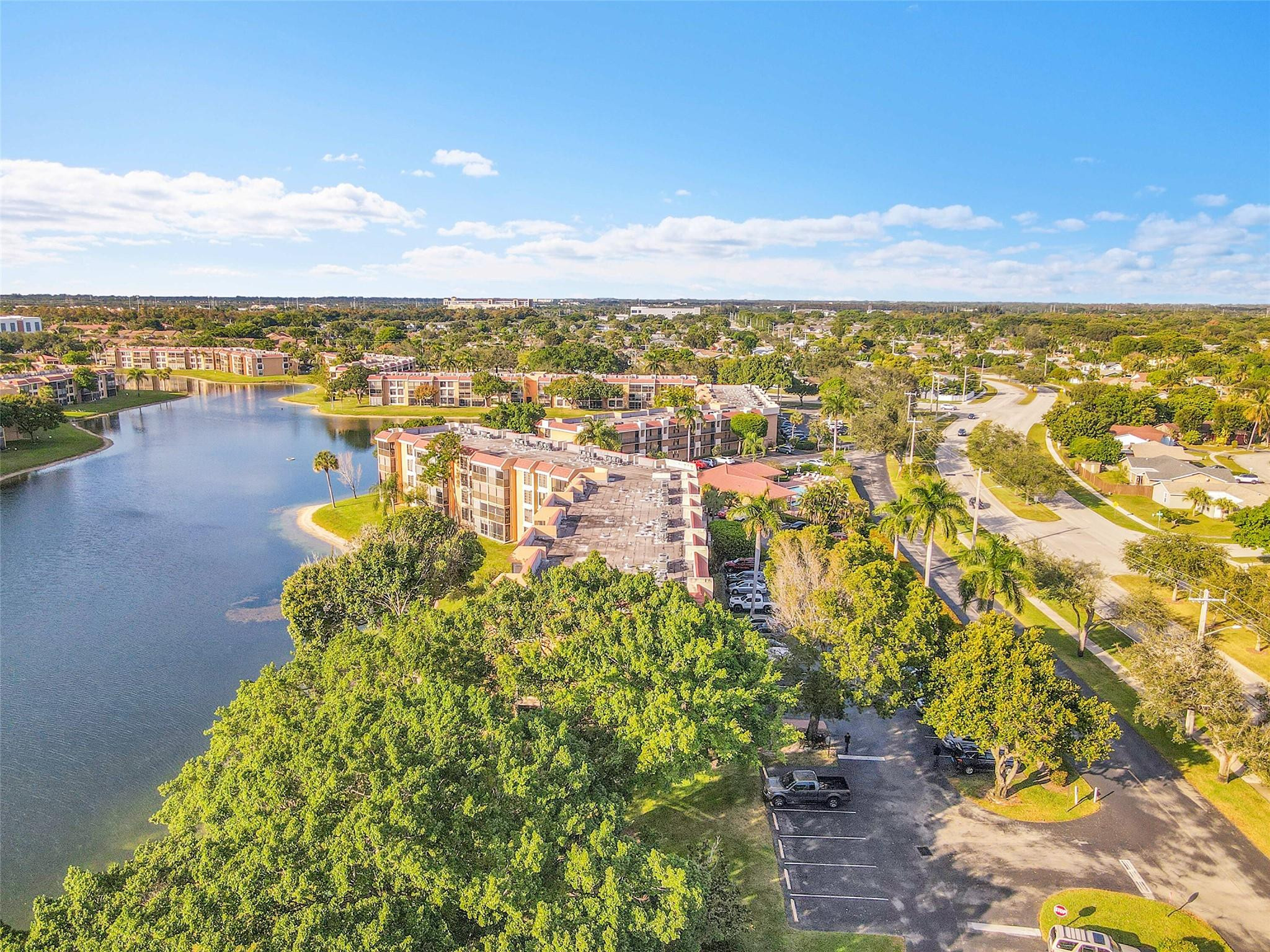 6008 Coral Lake Dr 108