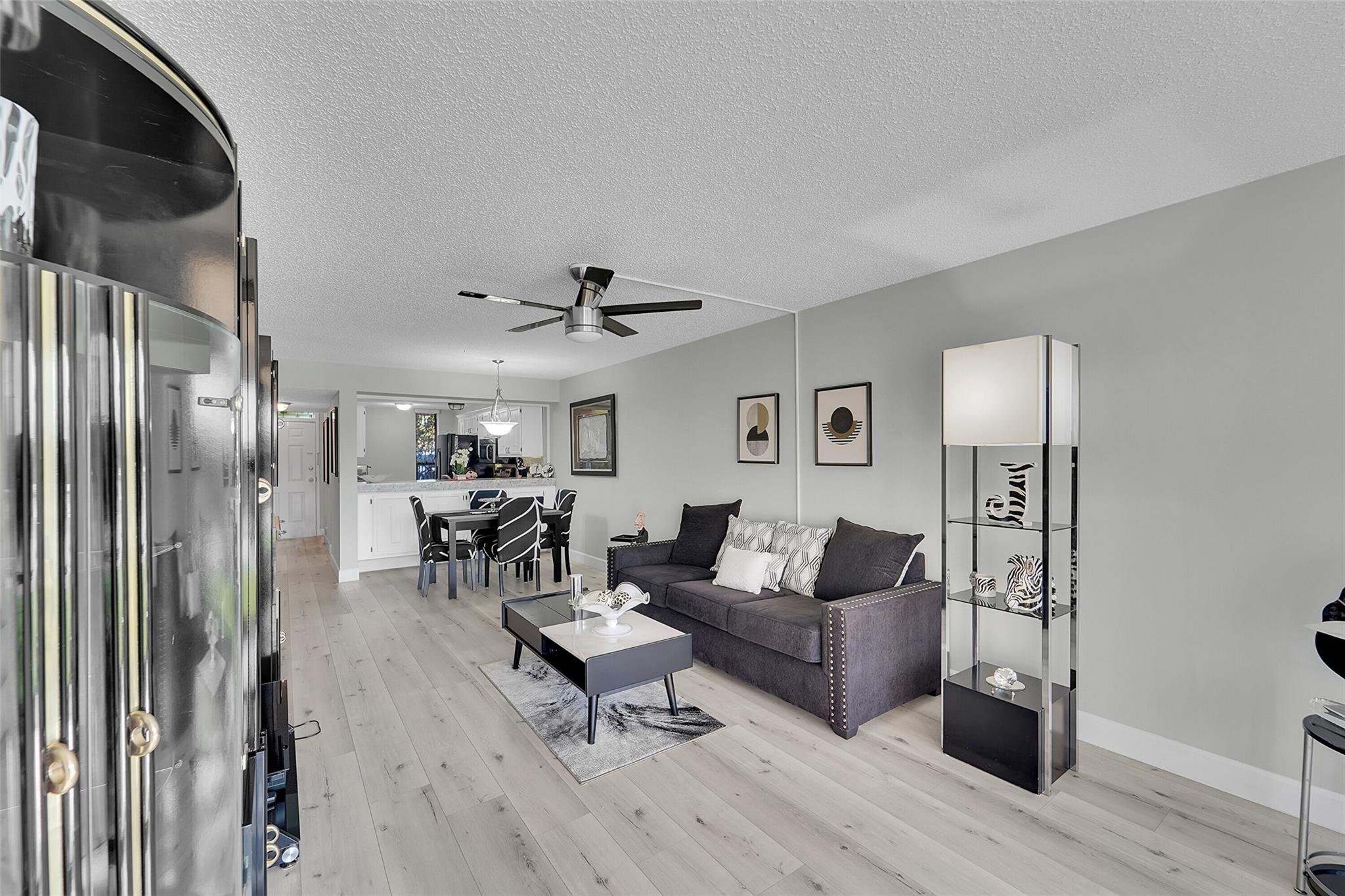 6008 Coral Lake Dr 108