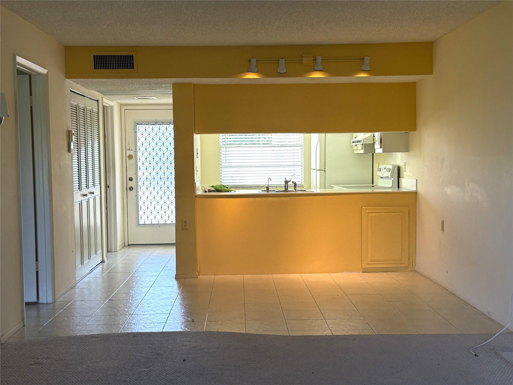 4501 Martinique Way C2