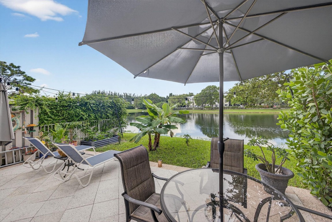 5046 Stagecoach Dr 5046