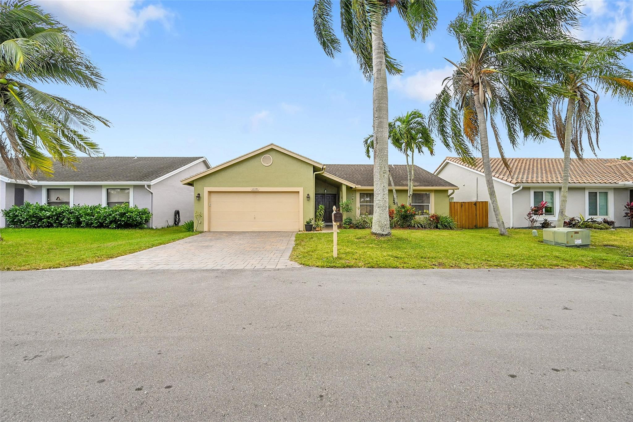 12378 NW 26th Ct