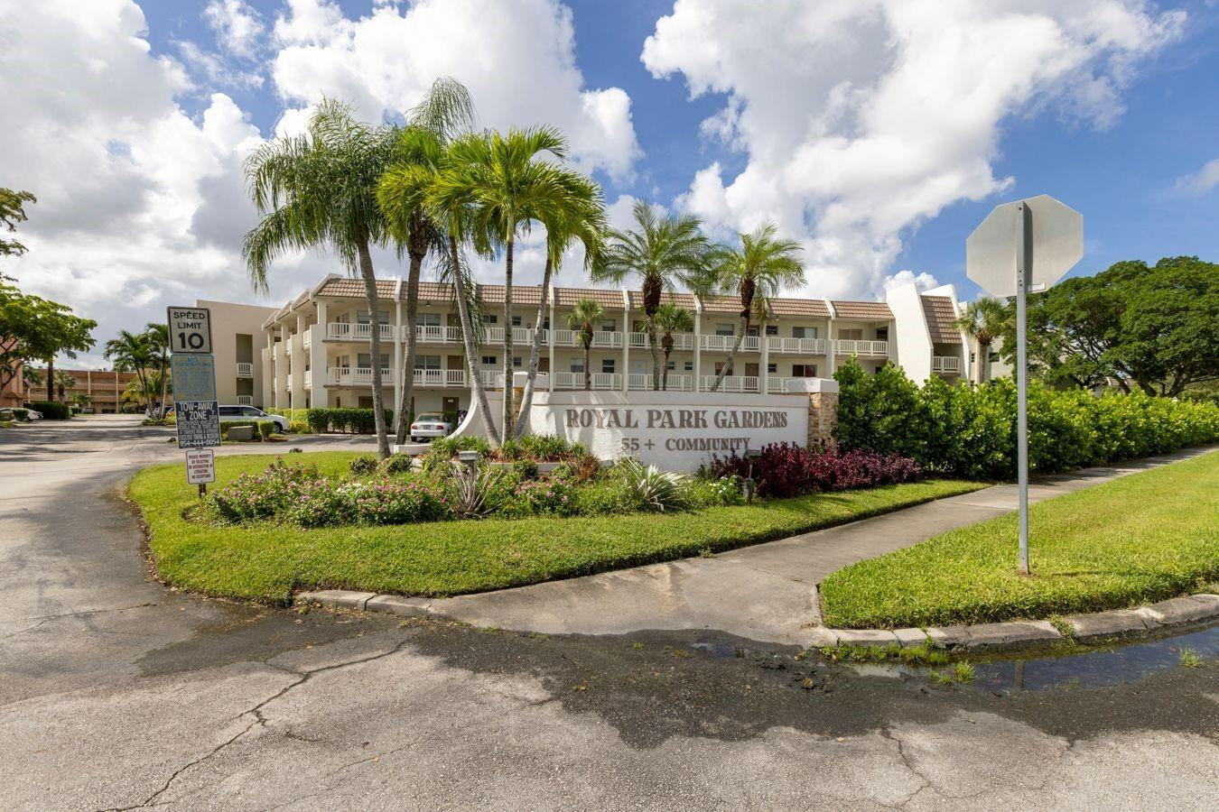 6850 Royal Palm Blvd G 208