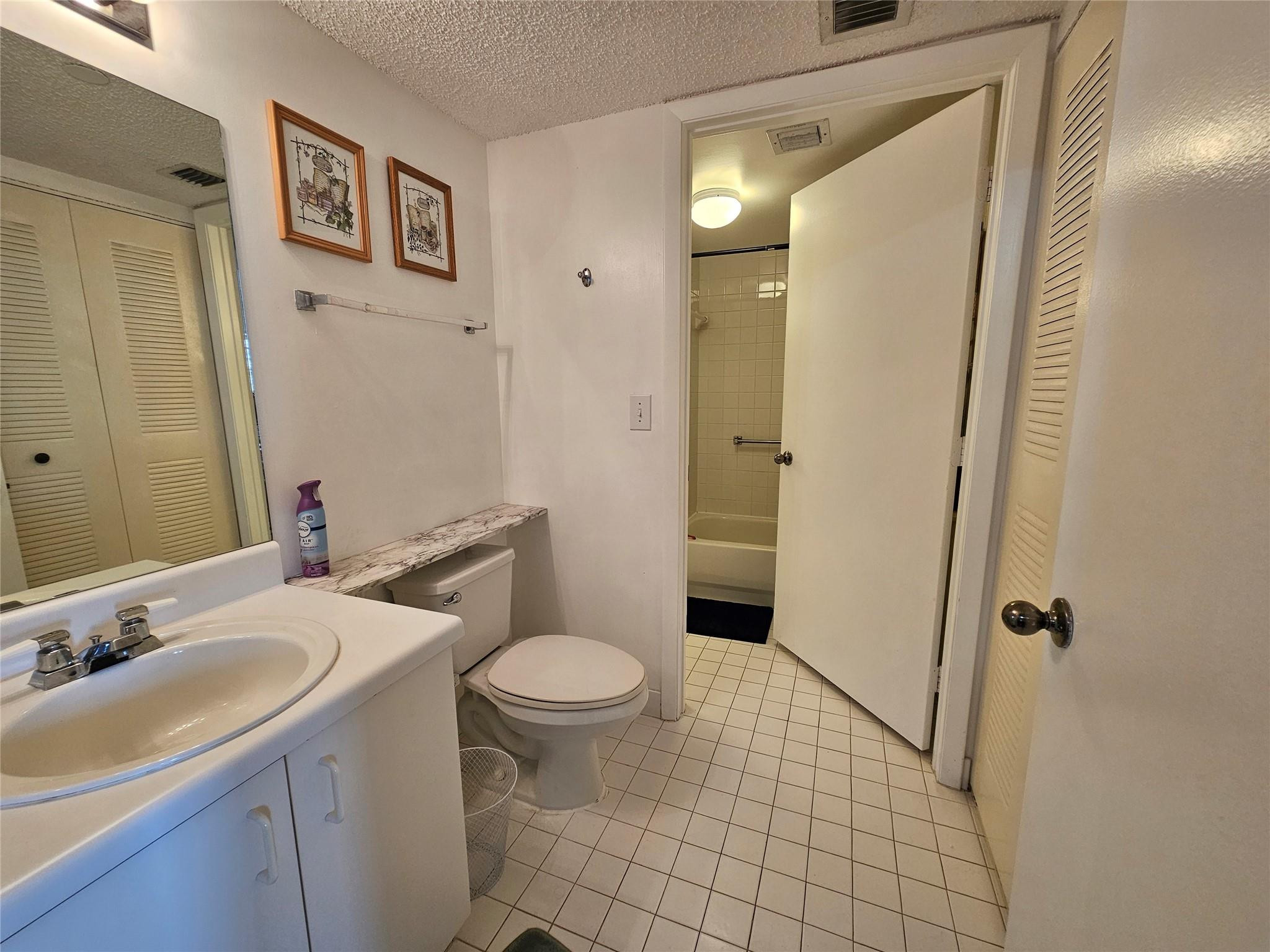 9525 Weldon Circle 410, Tamarac Unit: 410