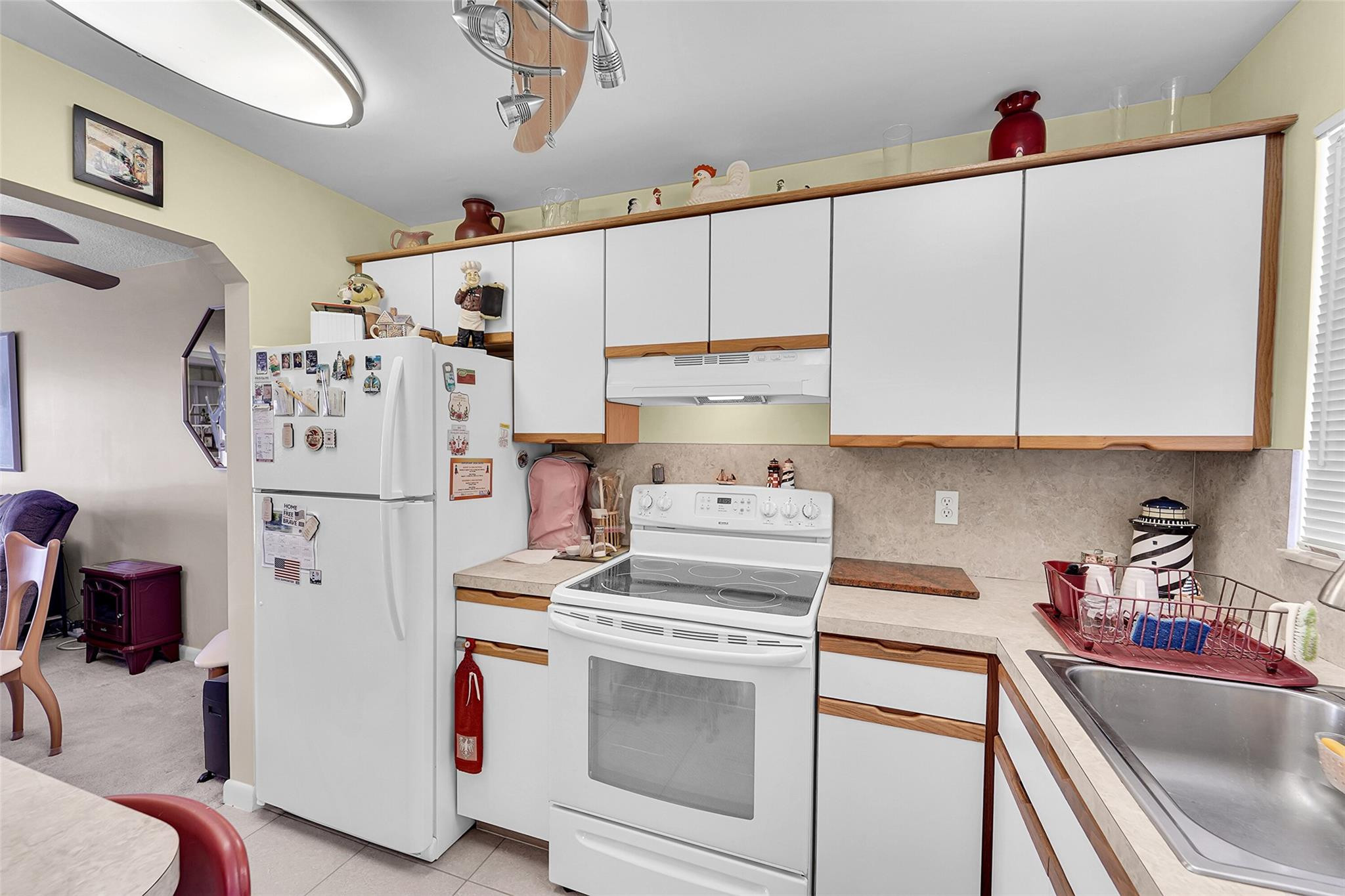 8880 Sunrise Lakes Blvd 209