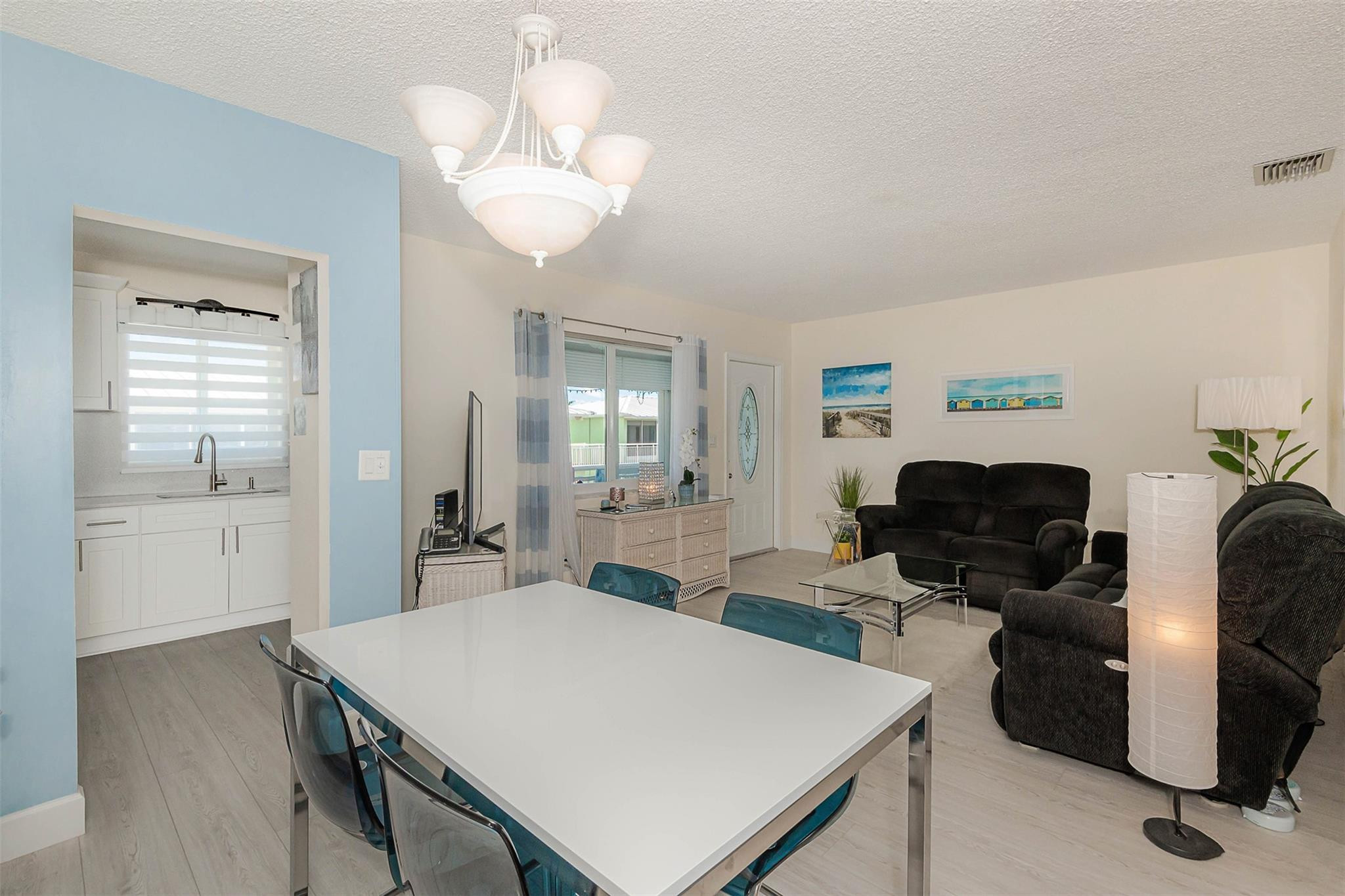 2100 NE 38th 236
