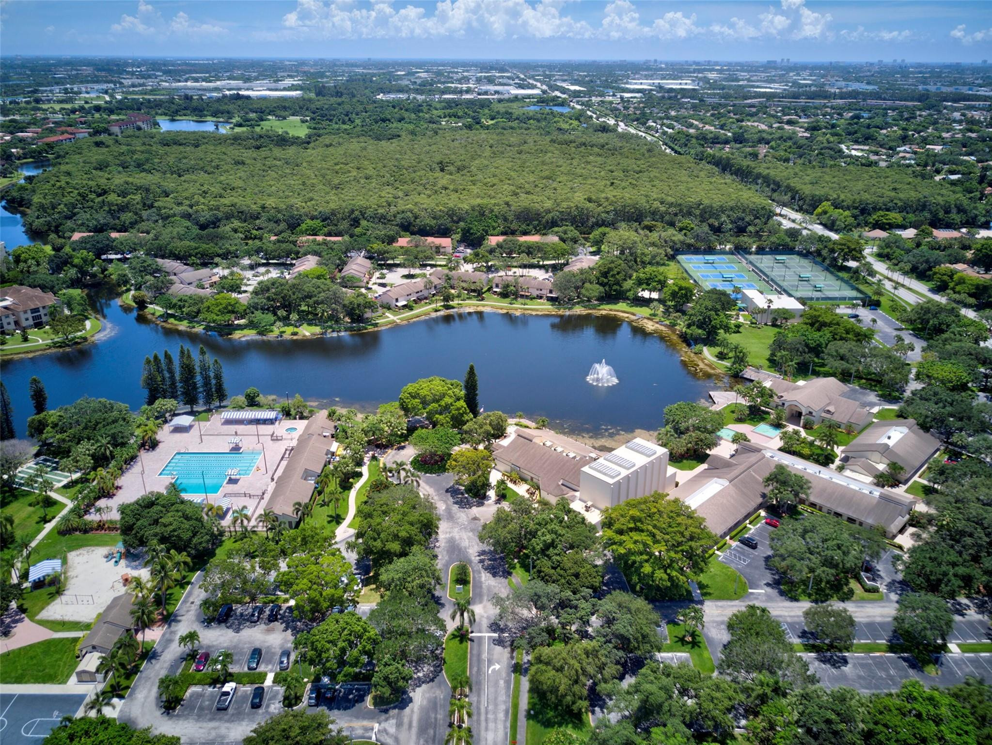 3281 Cocoplum Cir 3328