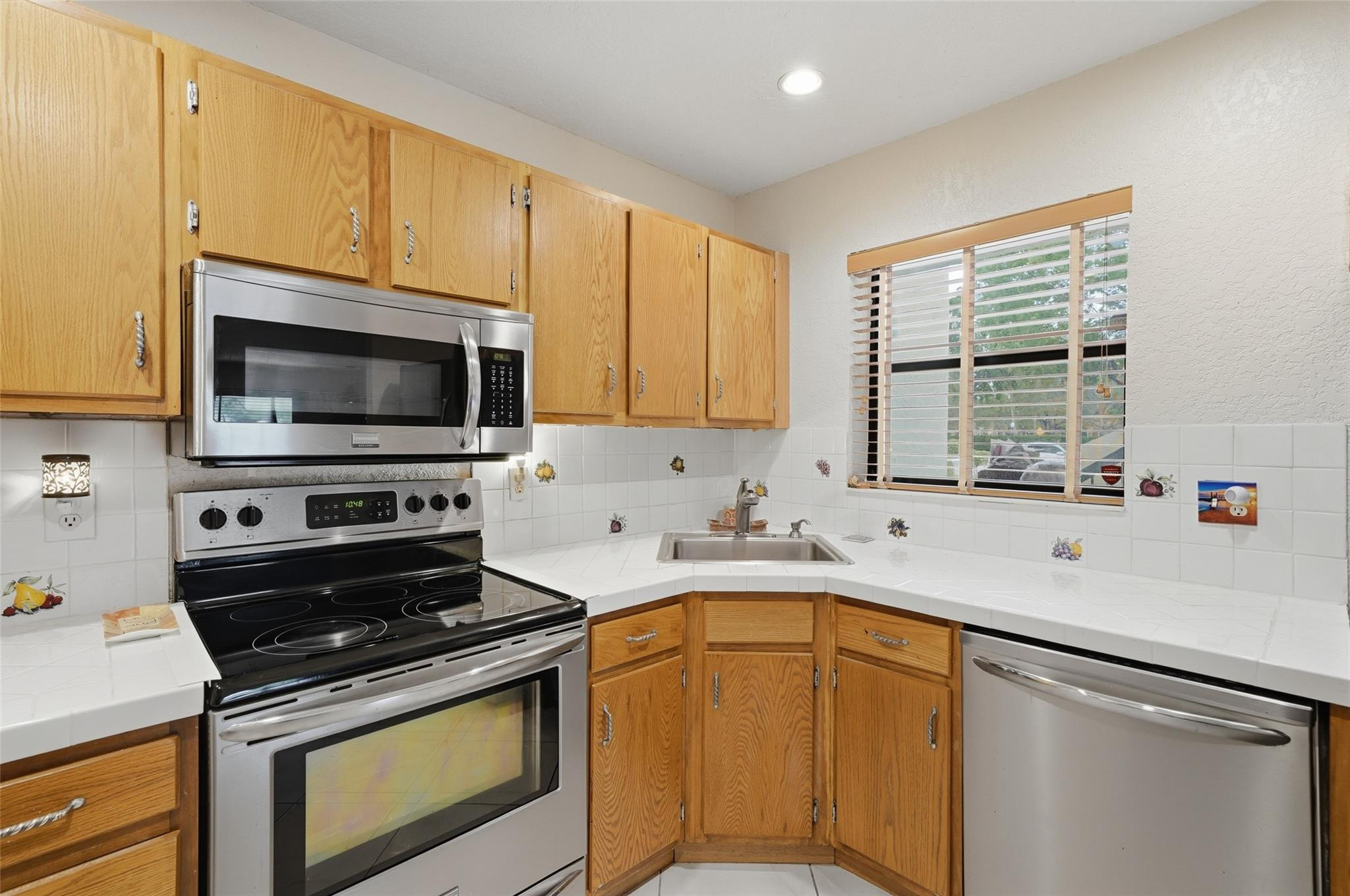 3281 Cocoplum Cir 3328