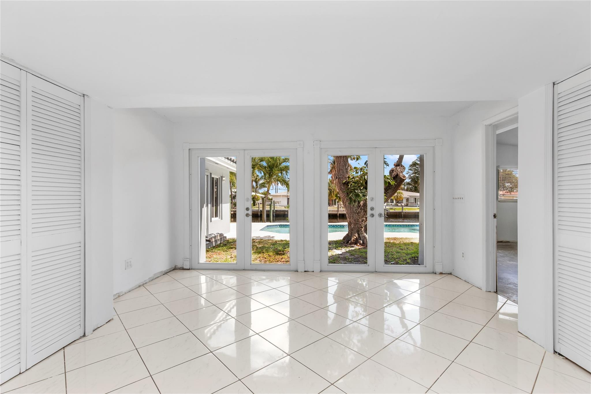 360 SE 5th Avenue