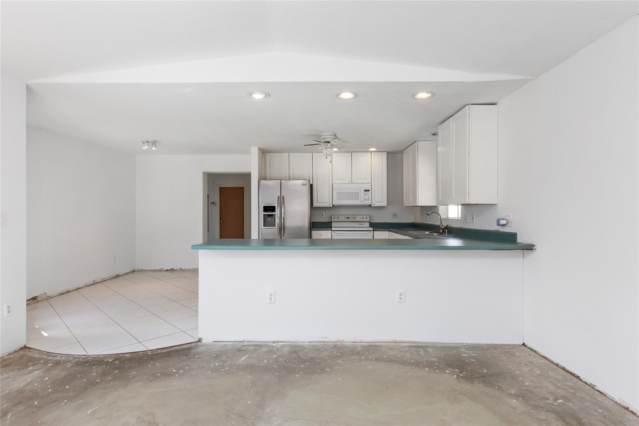 360 SE 5th Avenue