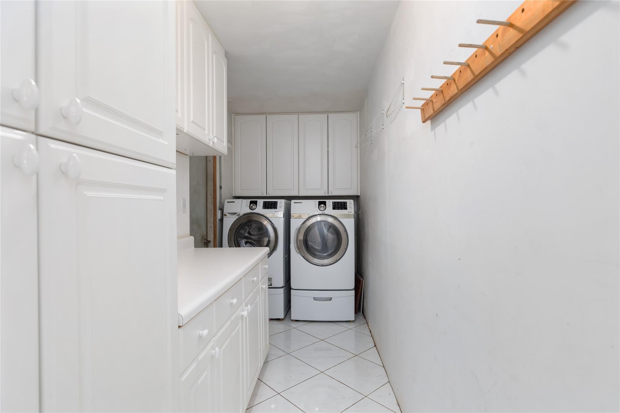 360 SE 5th Avenue
