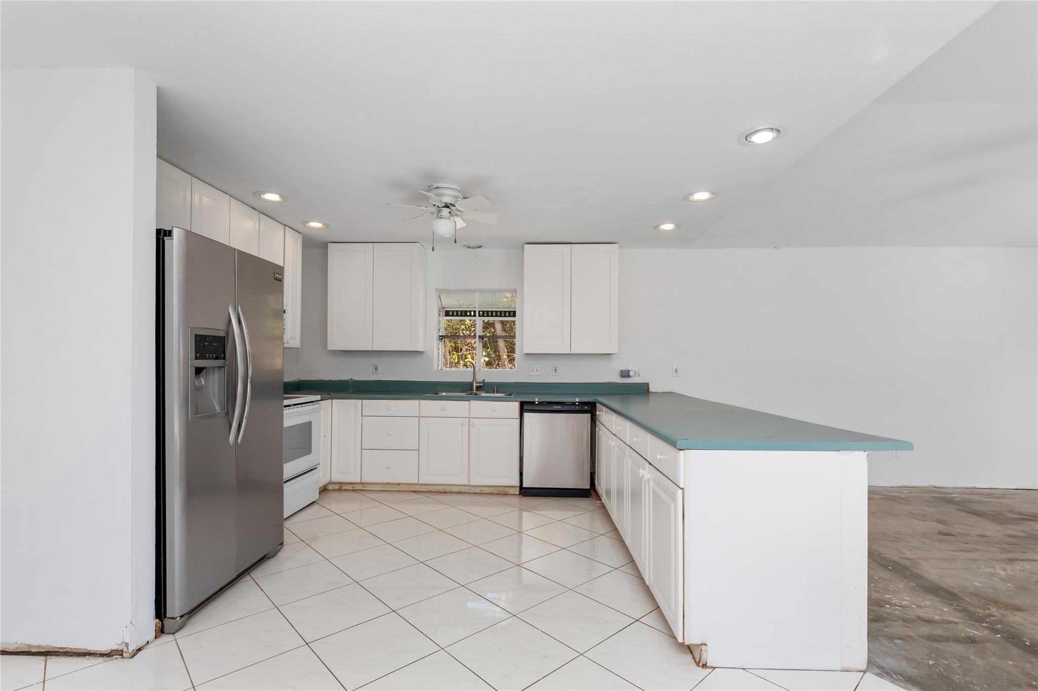 360 SE 5th Avenue