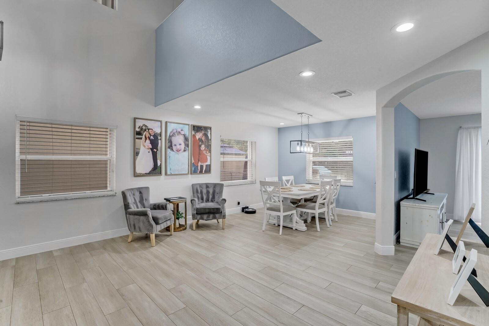 7587 Sierra Ridge Ln