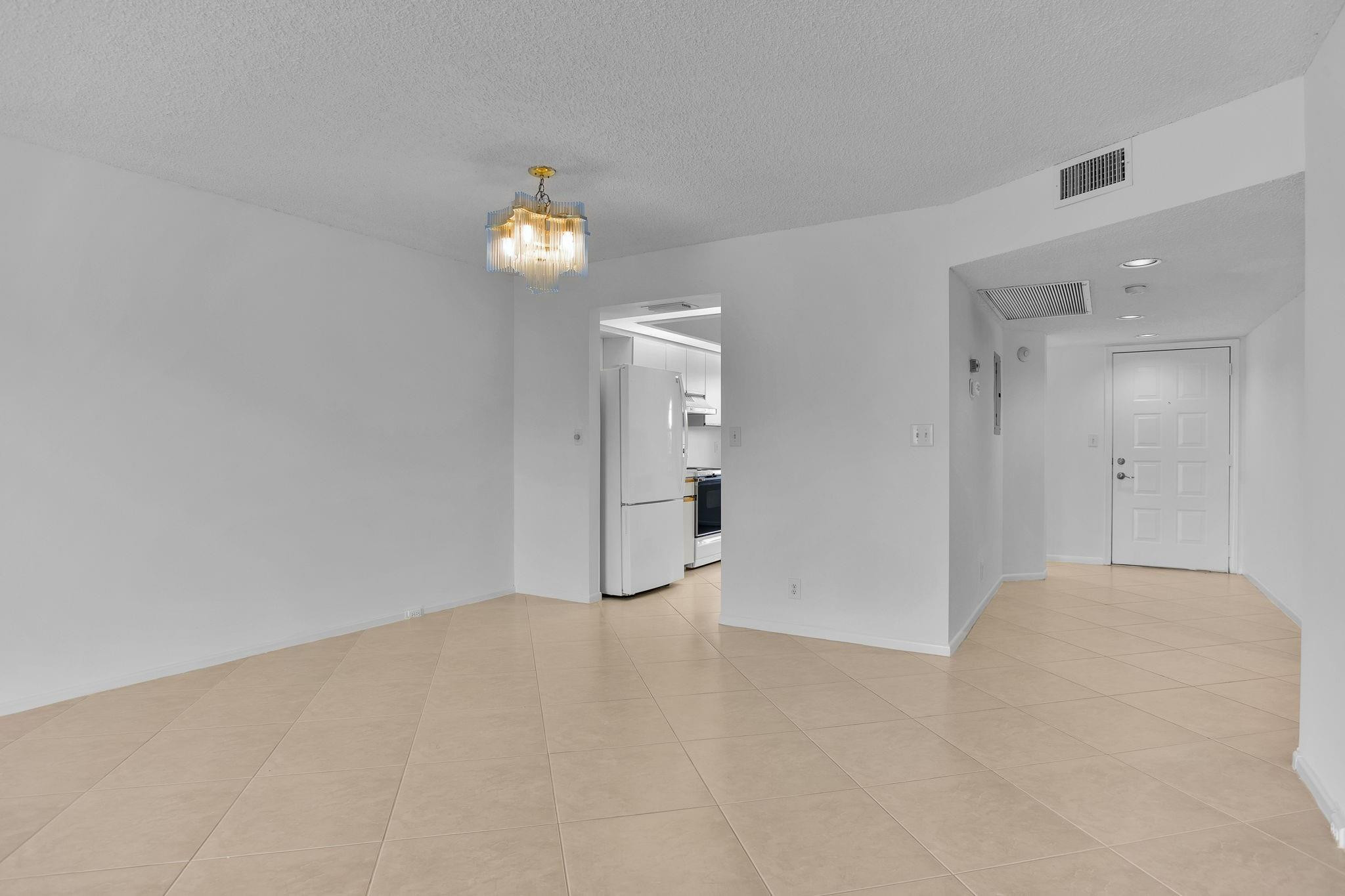 1601 Abaco Dr D4