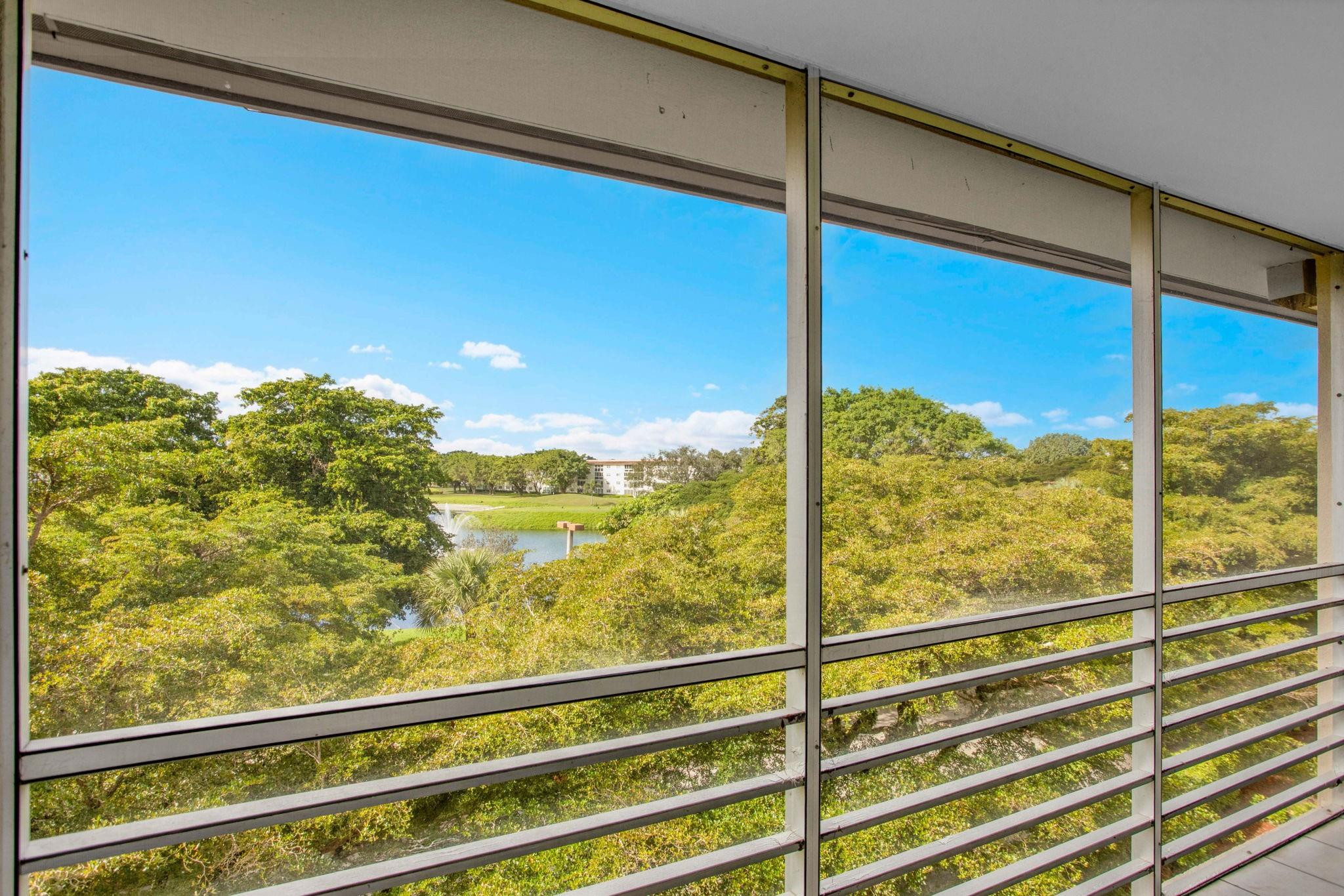 1601 Abaco Dr D4