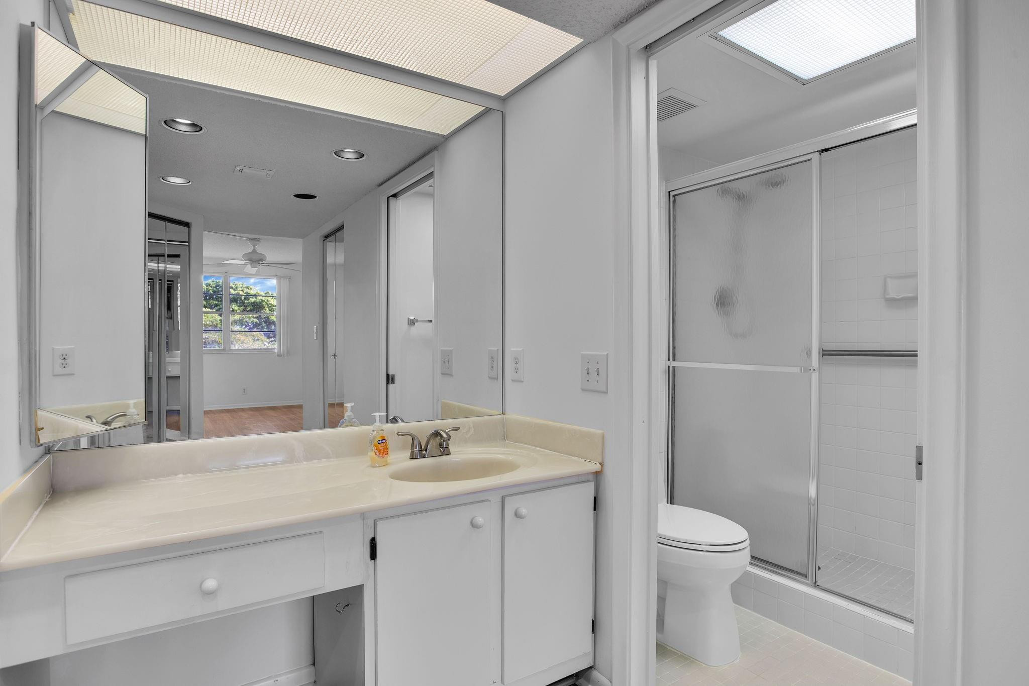 1601 Abaco Dr D4