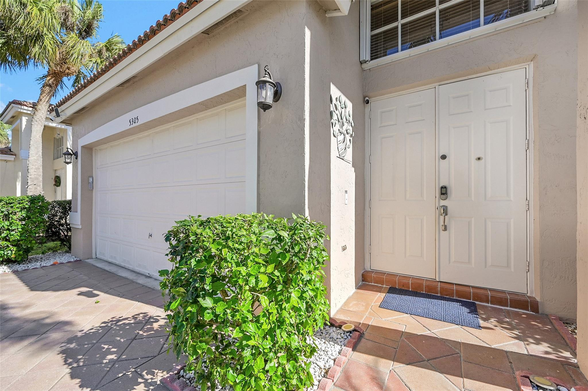 5305 NW 126th Dr
