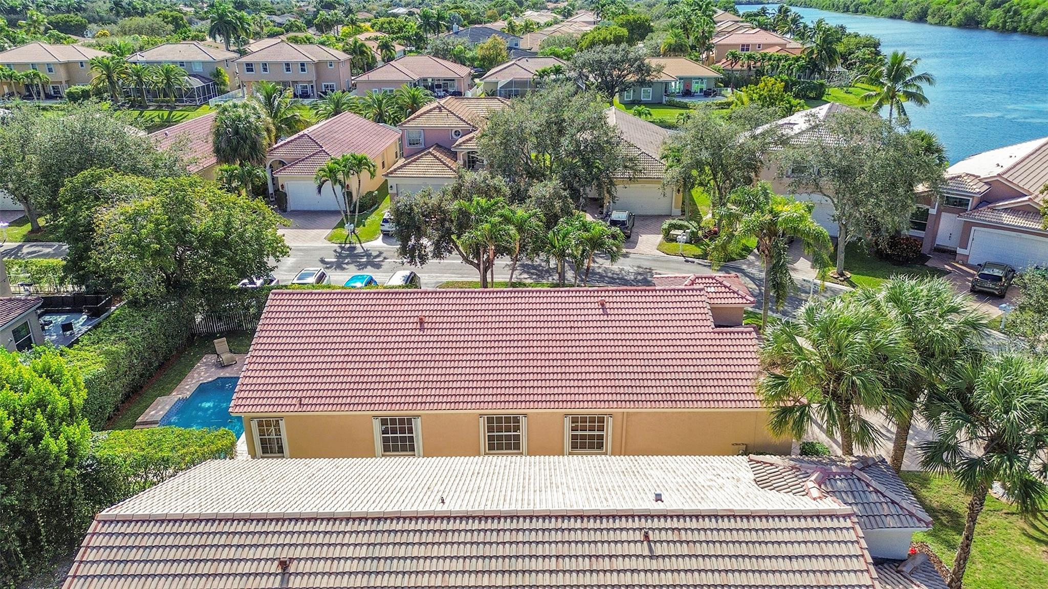 5305 NW 126th Dr