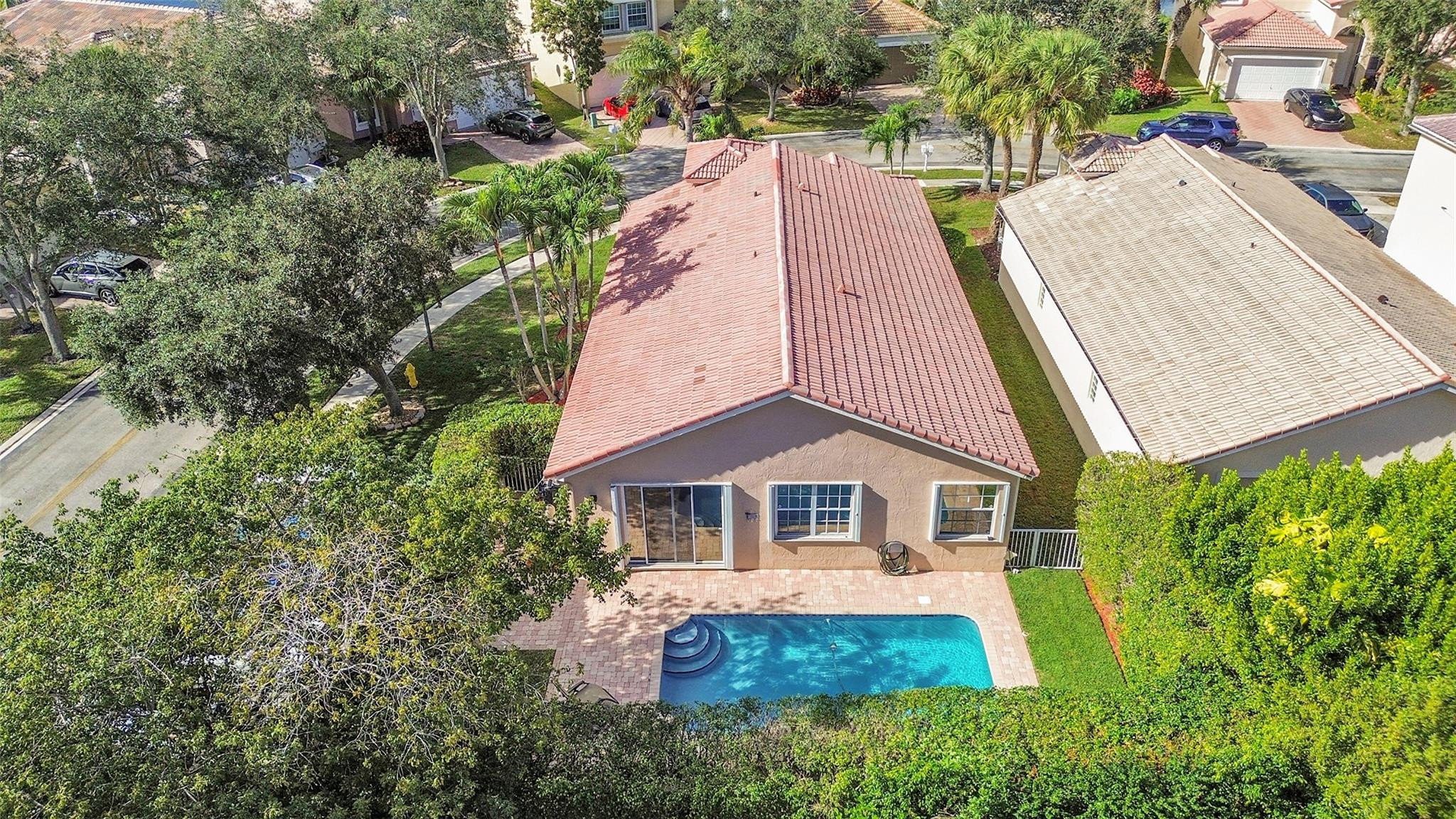 5305 NW 126th Dr