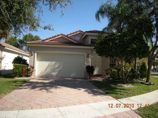 5305 NW 126th Dr