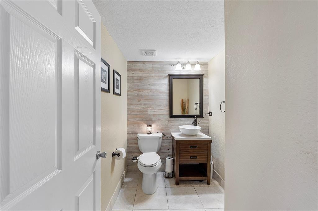 6926 W Sample Rd 6926