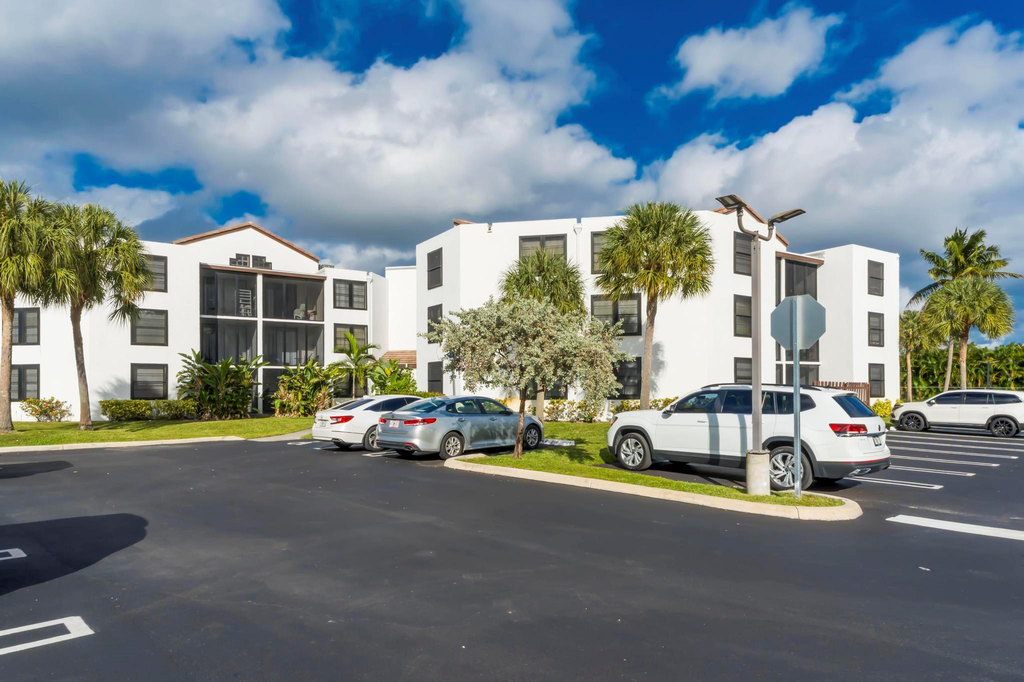 210 Lake Pointe Drive 103