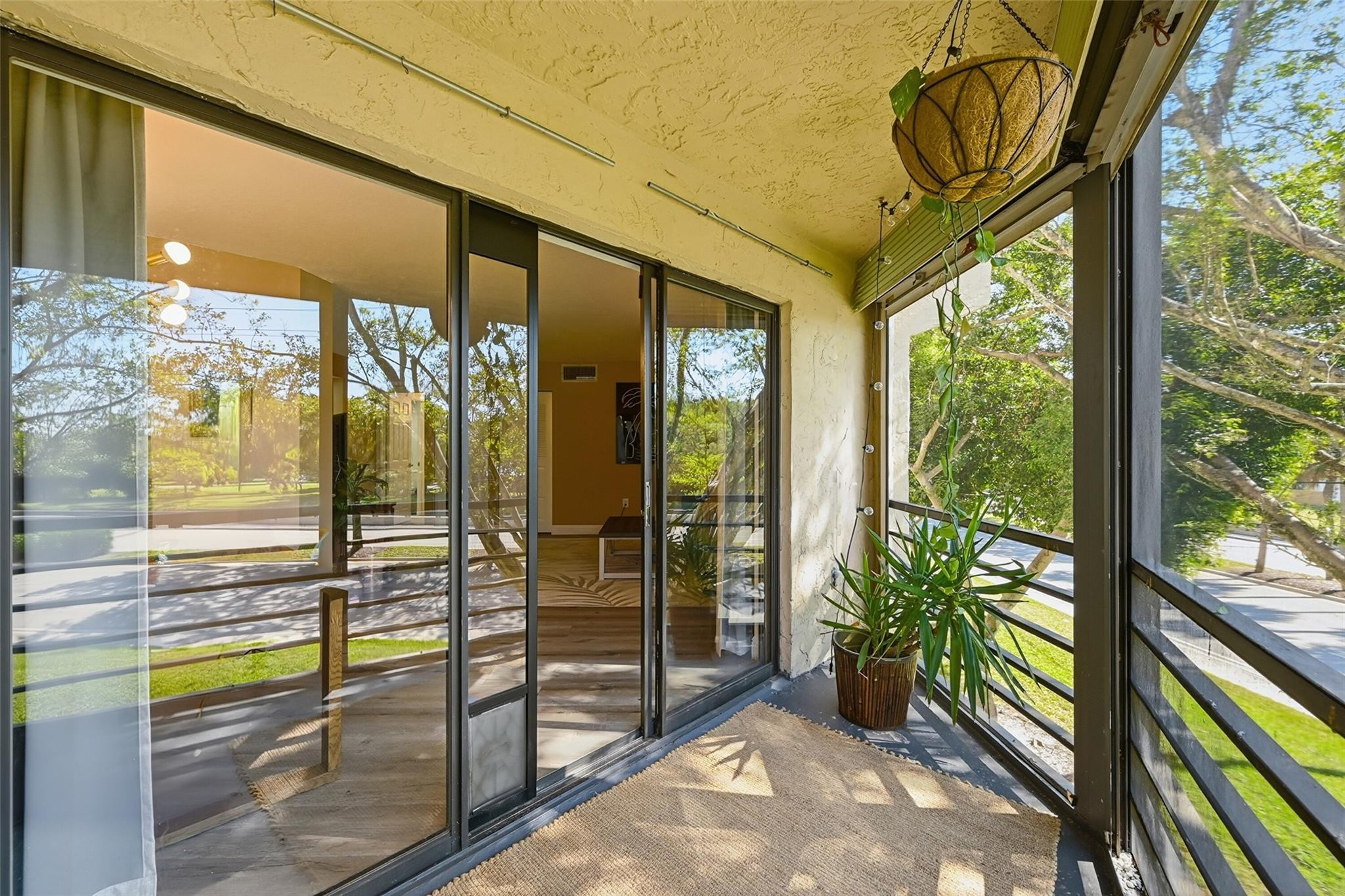 6755 W Broward Blvd 304