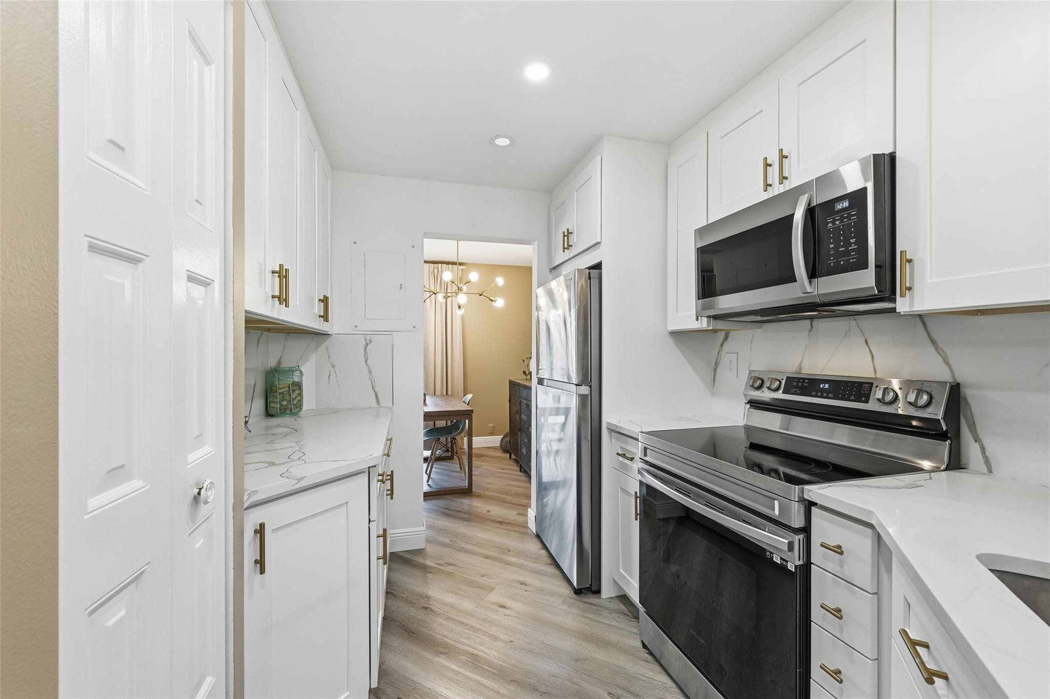 6755 W Broward Blvd 304