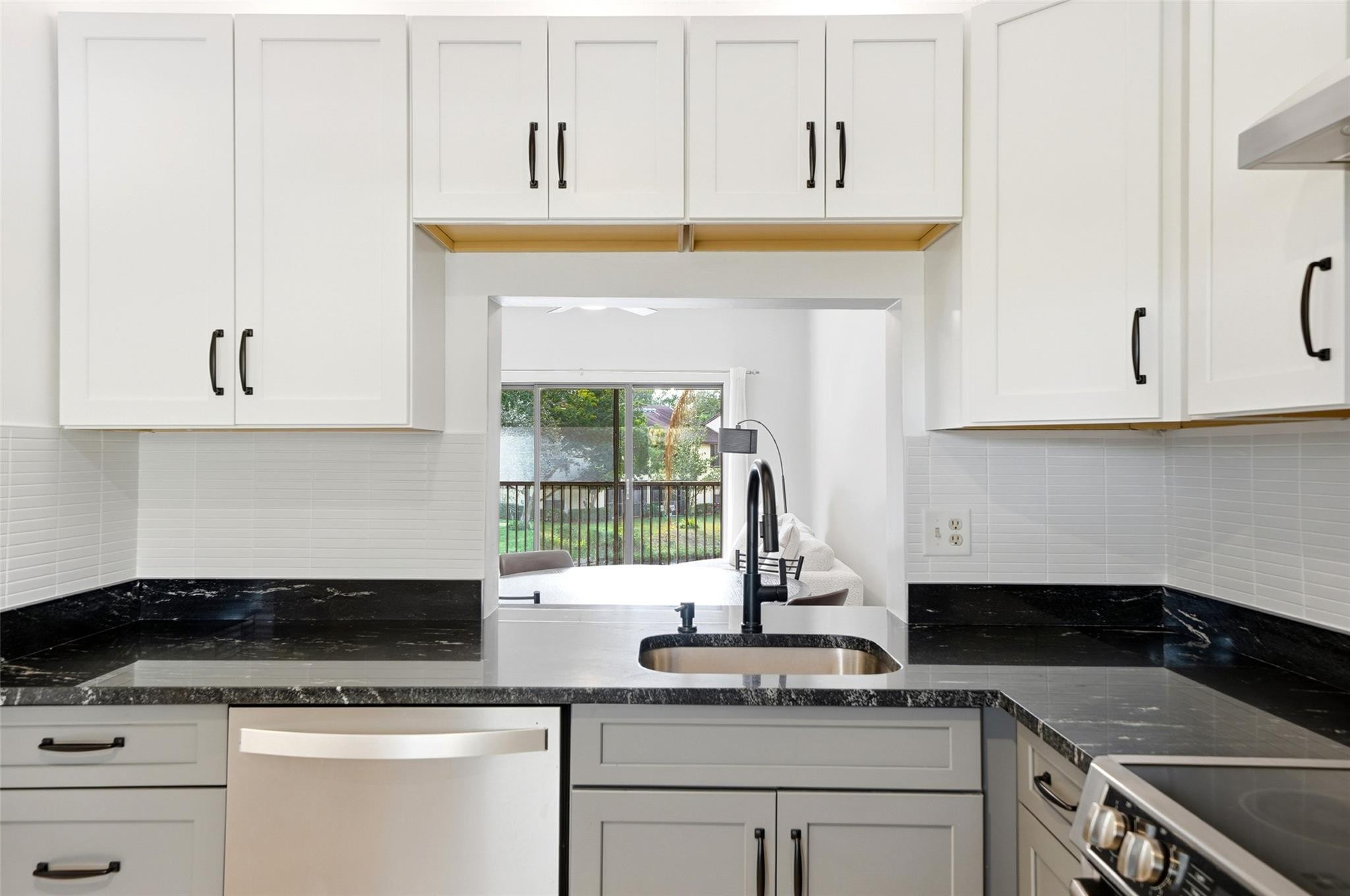 3053 Carambola Circle 2327, Coconut Creek Unit: 2327