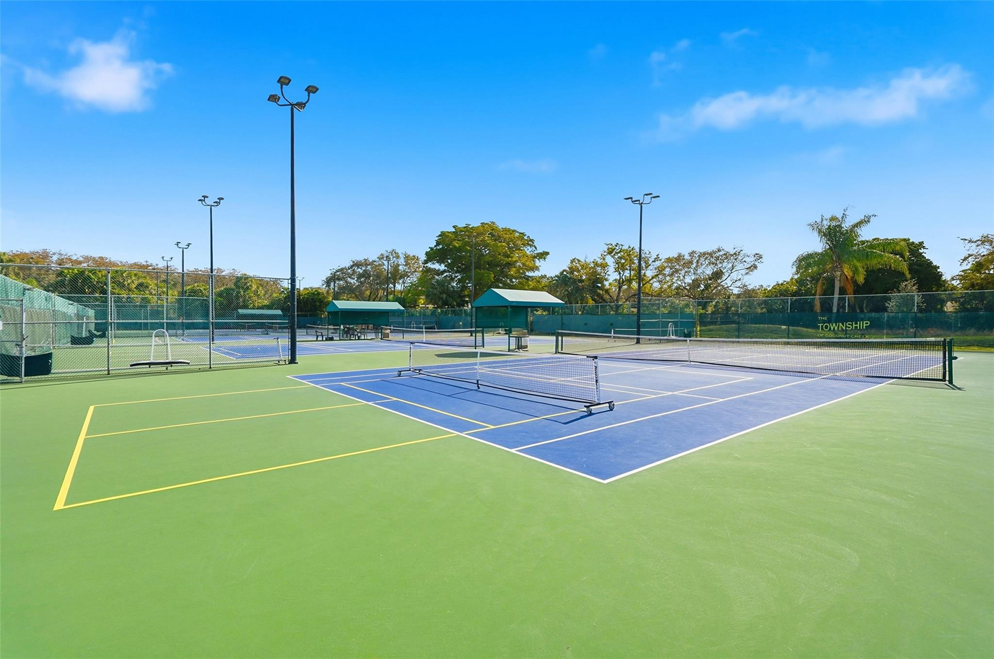 3053 Carambola Circle 2327, Coconut Creek Unit: 2327