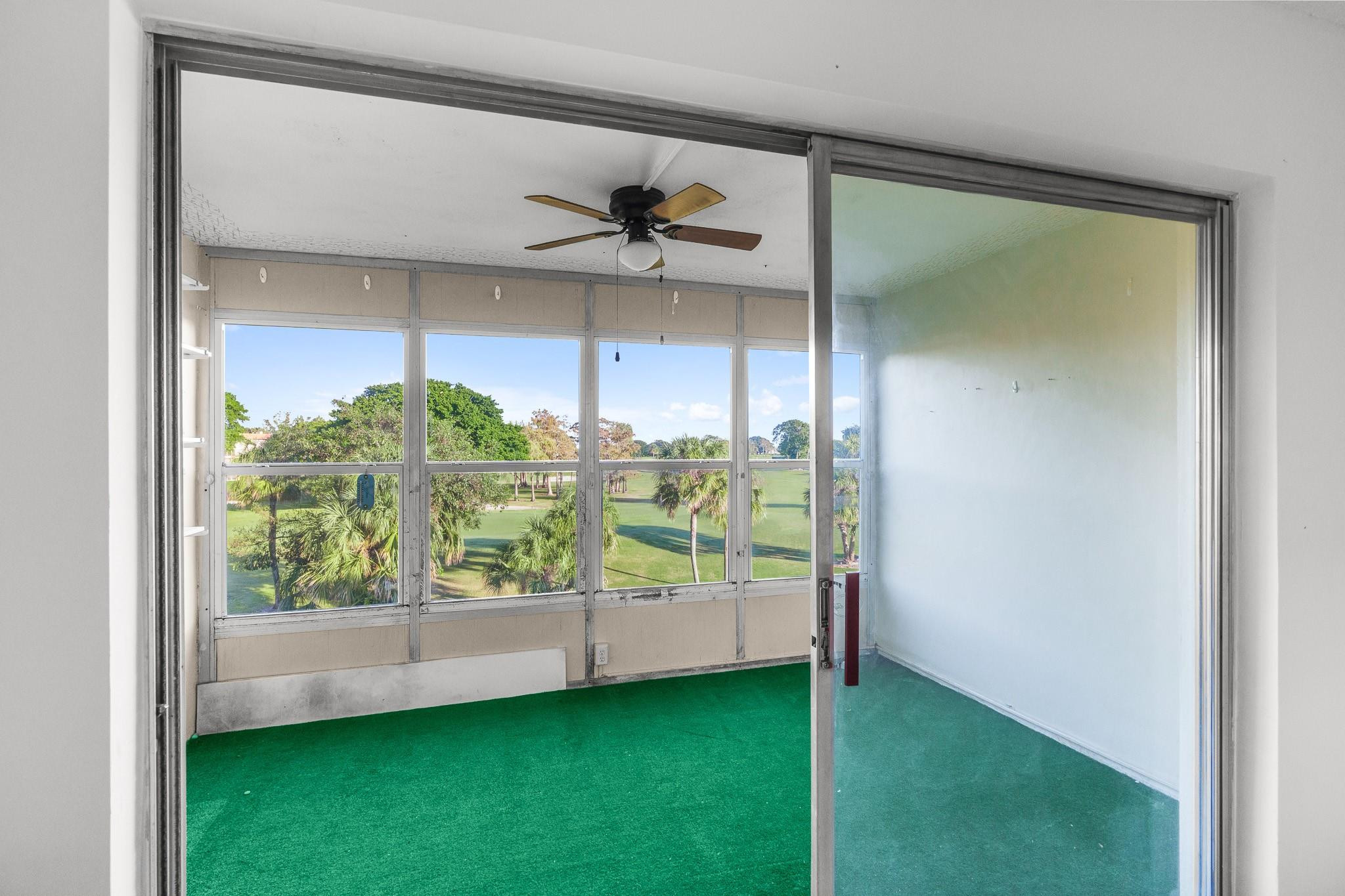 1010 Country Club Dr 306