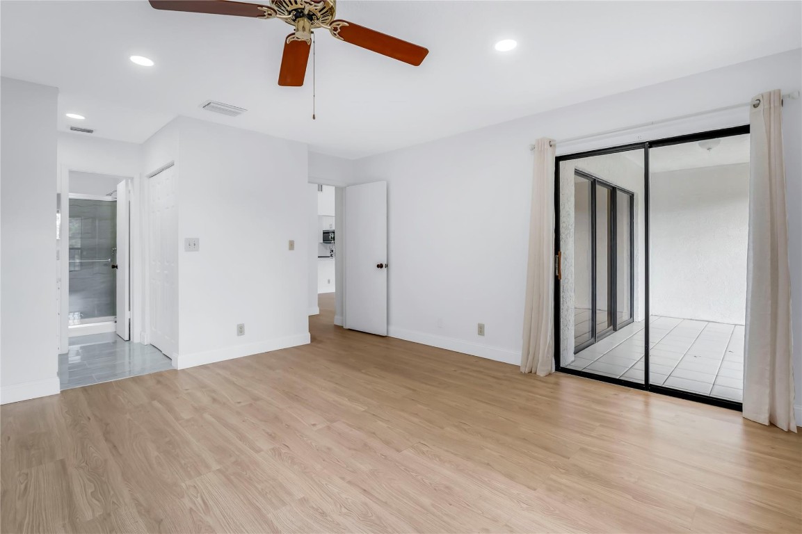 3211 S Carambola Cir S 23106