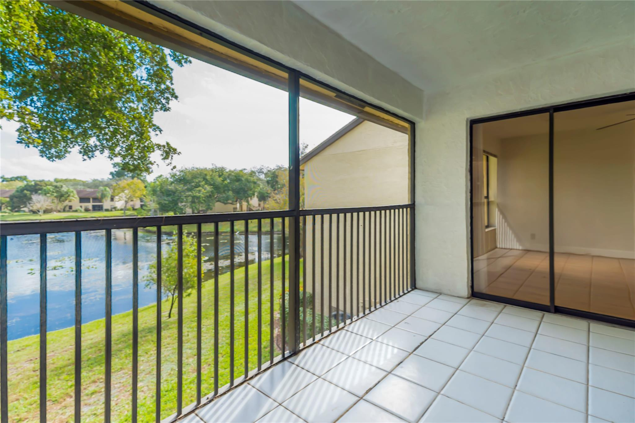 3211 S Carambola Cir S 23106