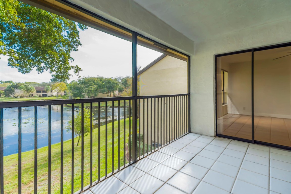 3211 S Carambola Cir S 23106