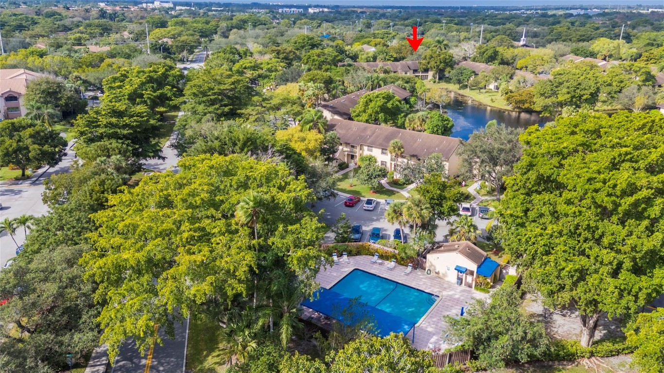 3211 S Carambola Cir S 23106