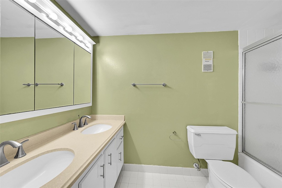 6661 NW 2nd Avenue 304