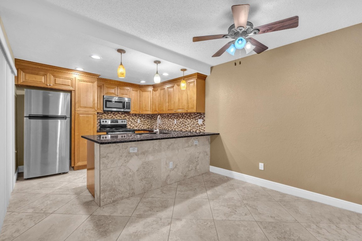 8377 Boca Rio Dr 8377