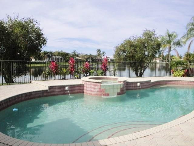 5216 NW 109th Way