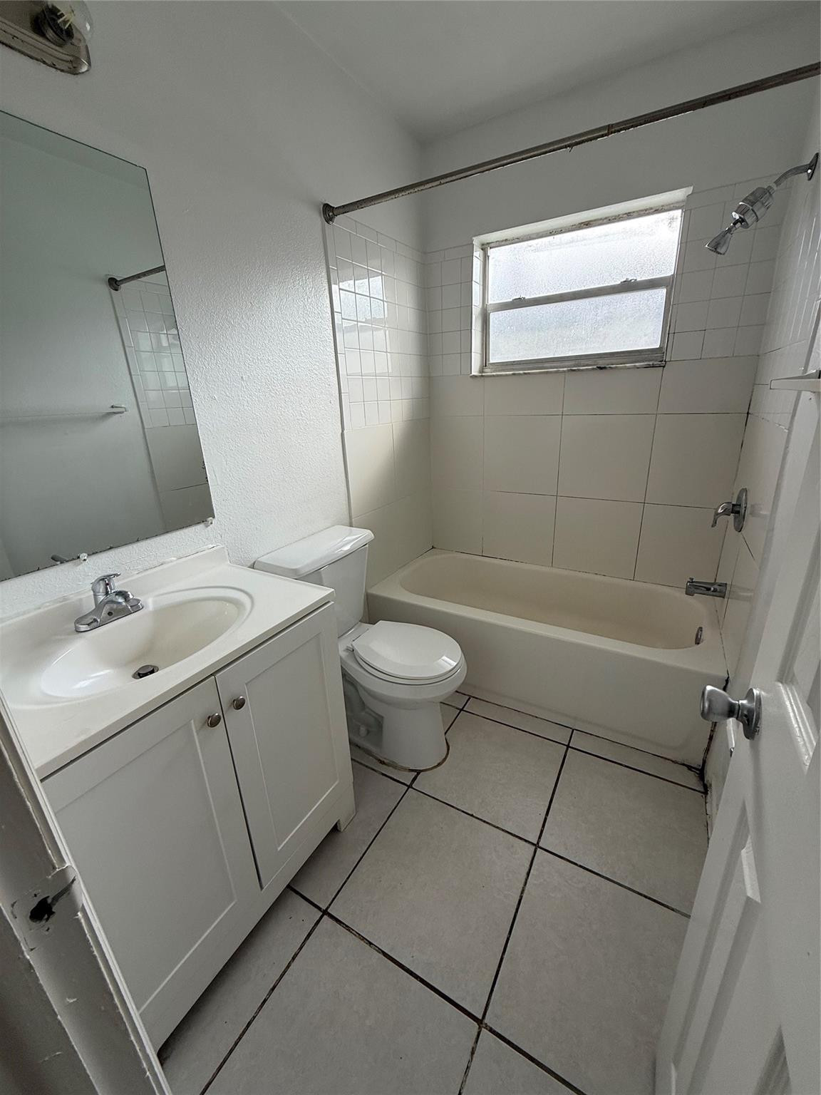 241 SE PARK ST 1