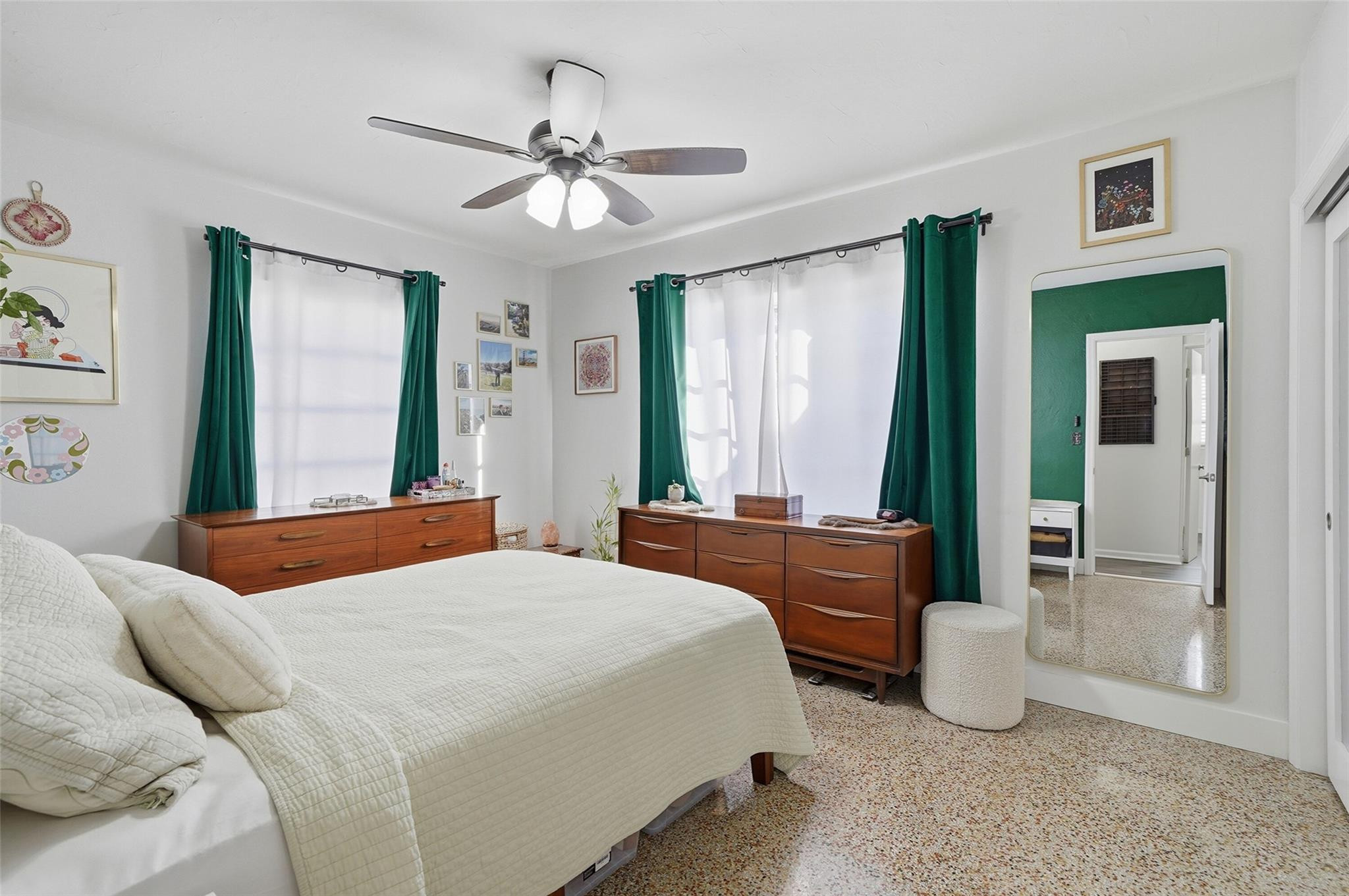 937 SW 18th Street
