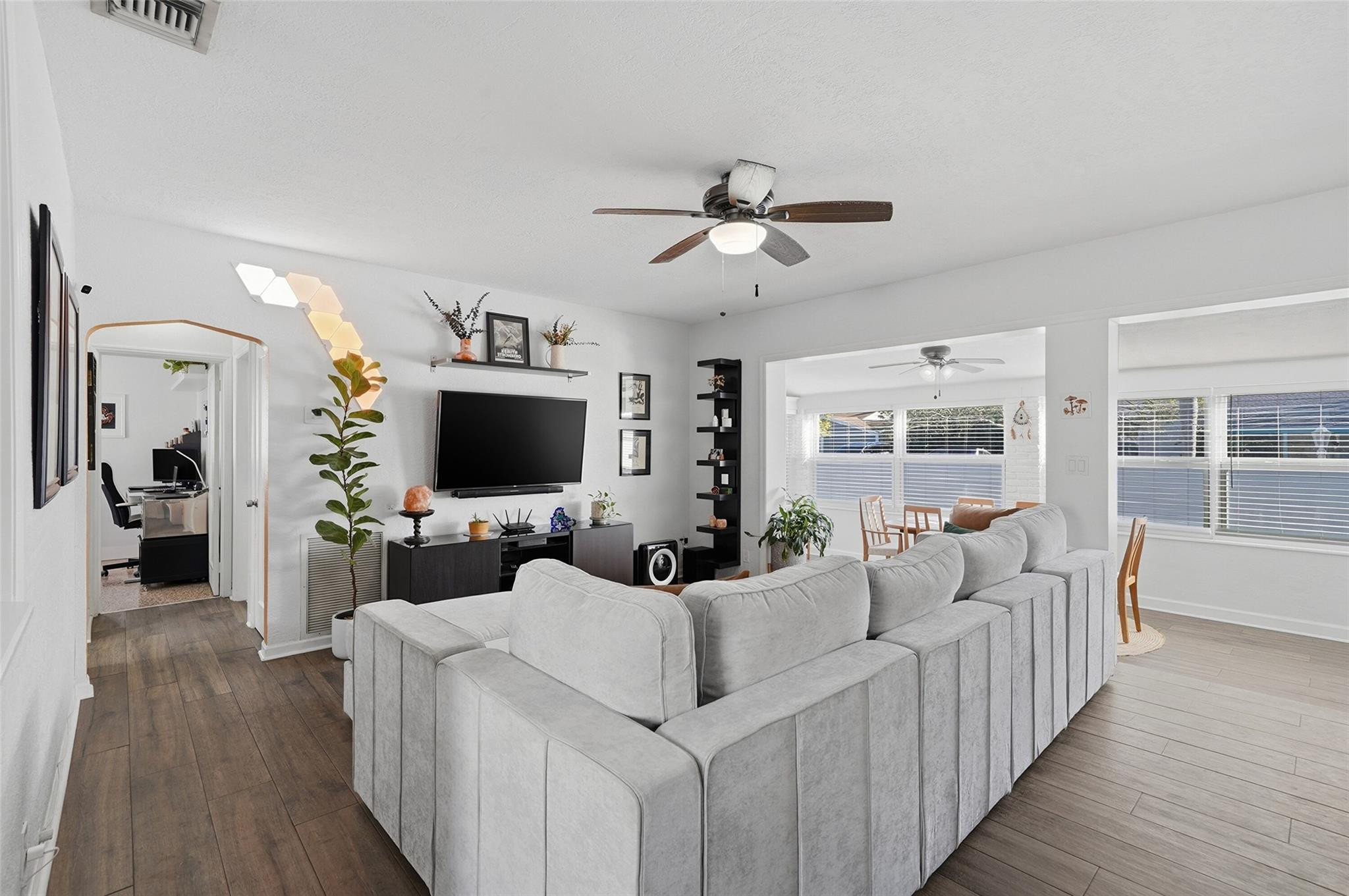 937 SW 18th Street