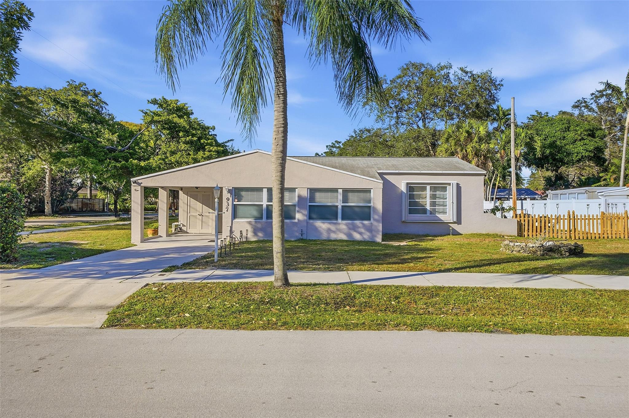 937 SW 18th Street