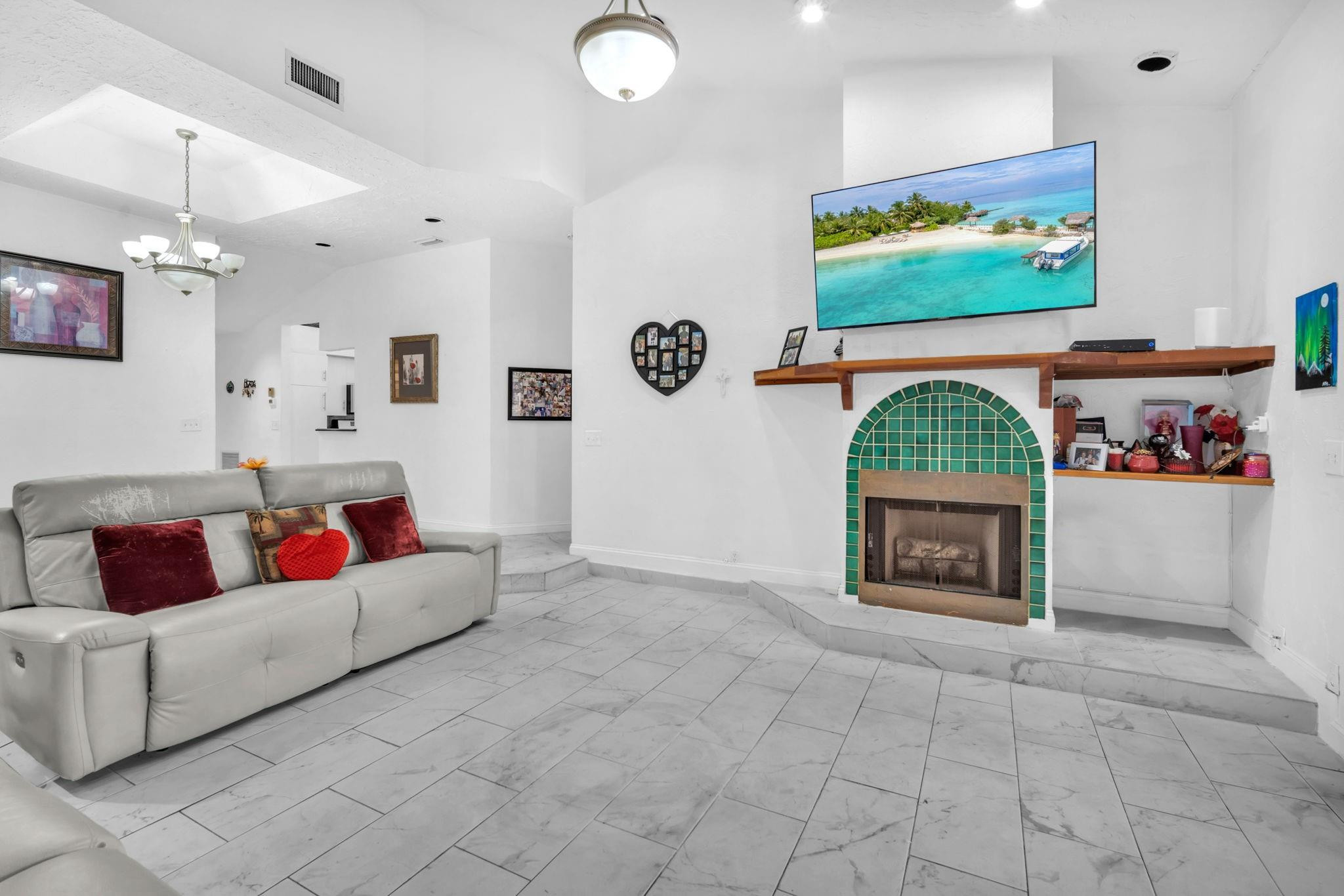 22710 Meridiana Drive, Boca Raton