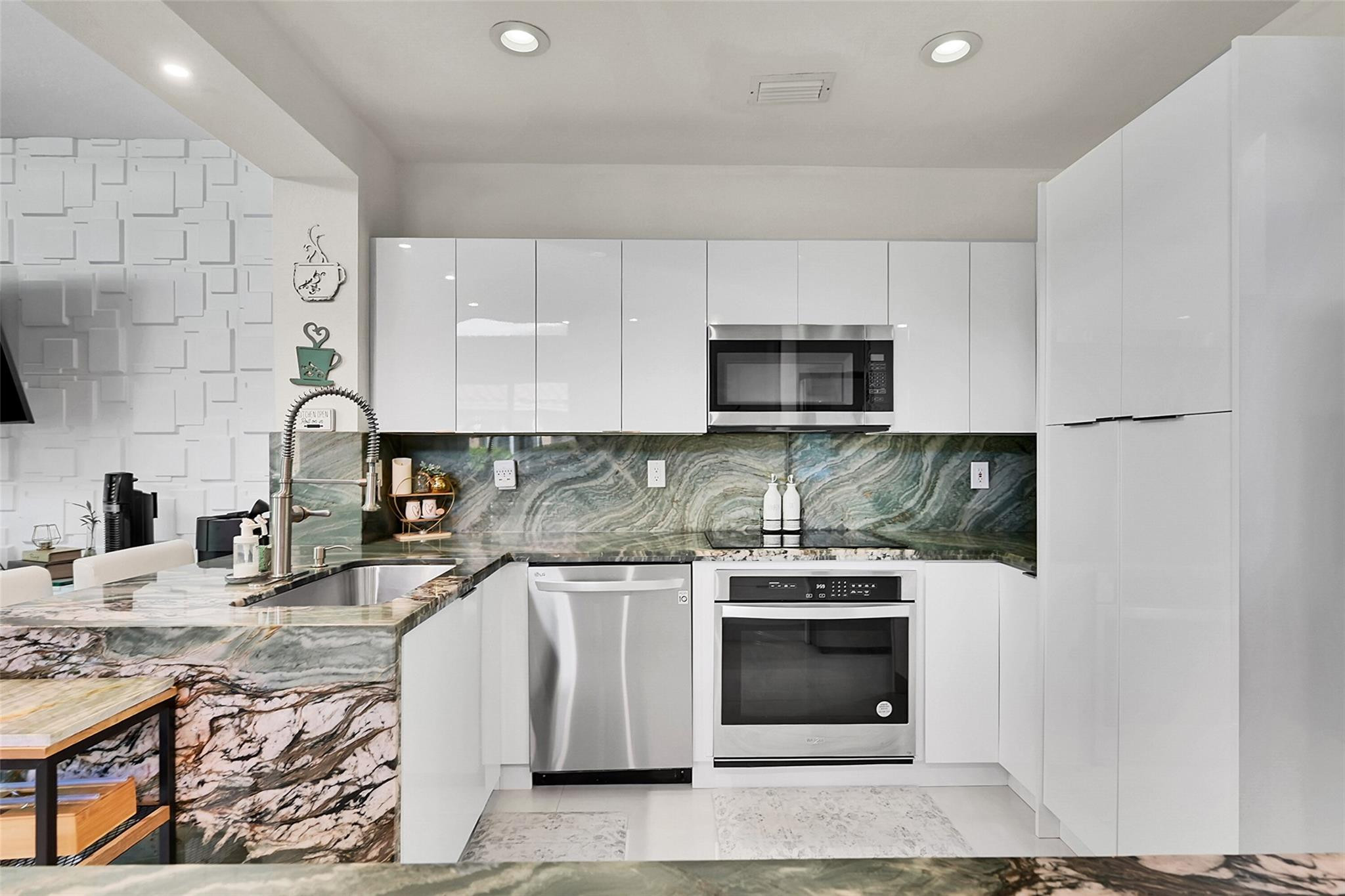 5691 NW 125th Avenue, Coral Springs