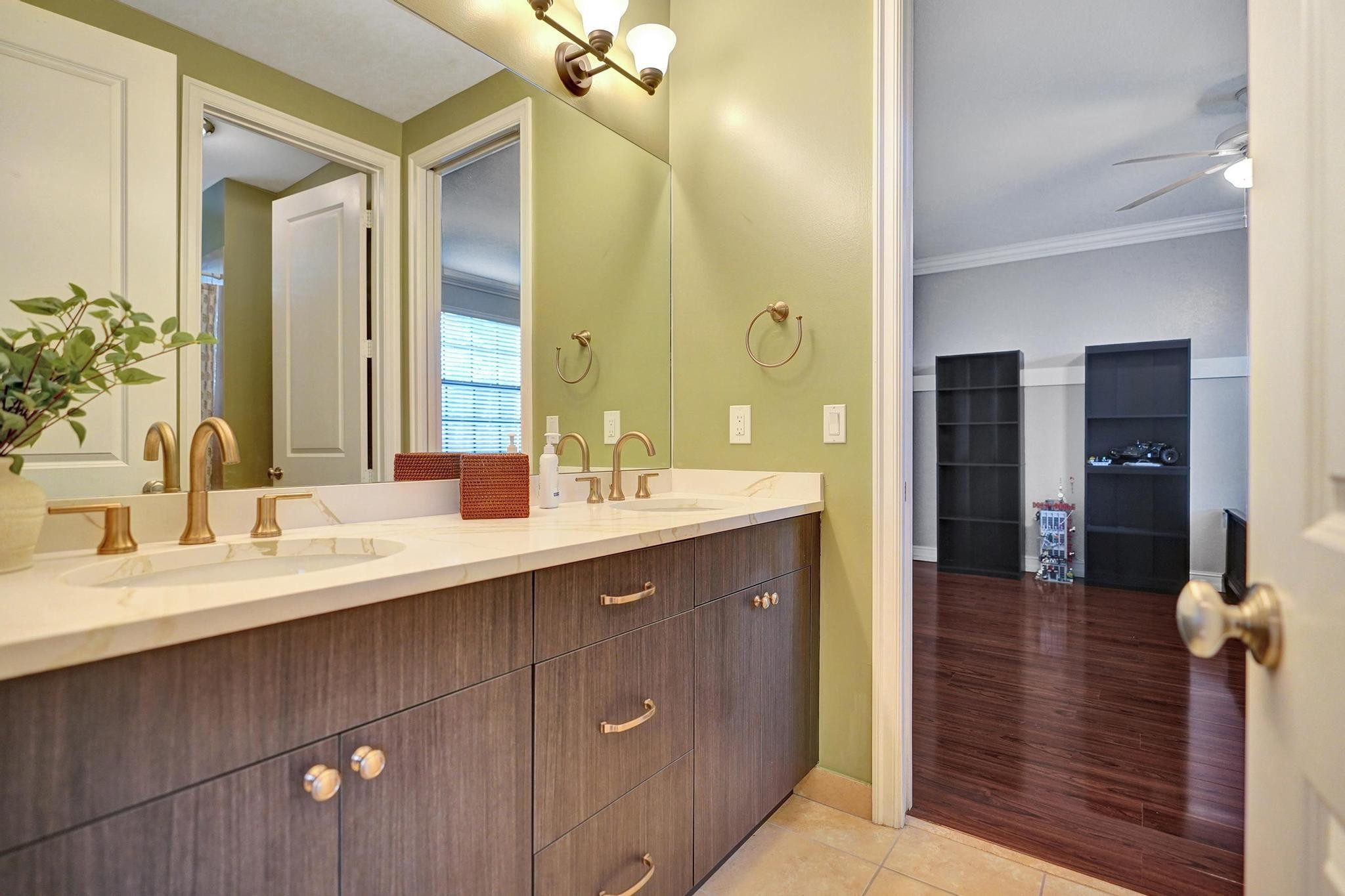 11324 NW 72nd Place, Parkland