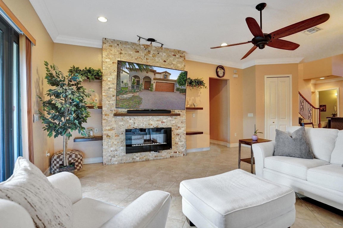 11324 NW 72nd Place, Parkland