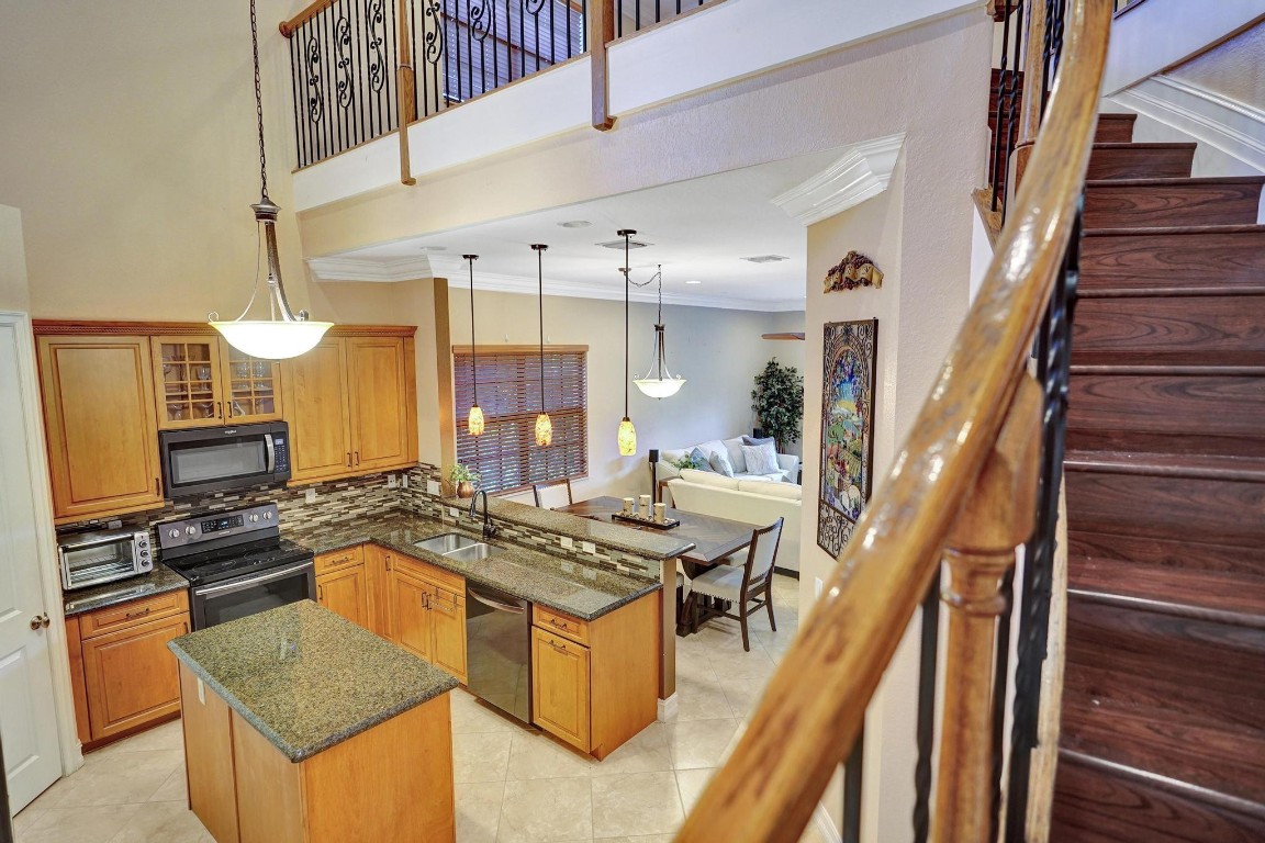 11324 NW 72nd Place, Parkland