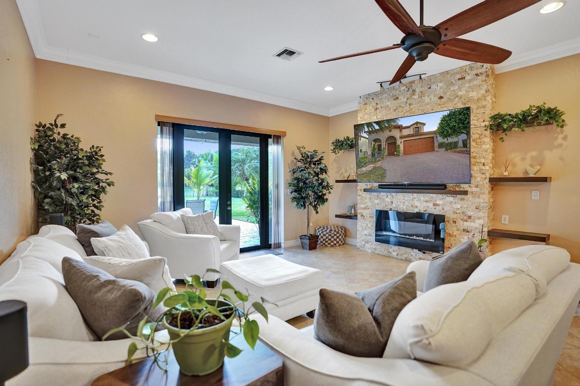 11324 NW 72nd Place, Parkland