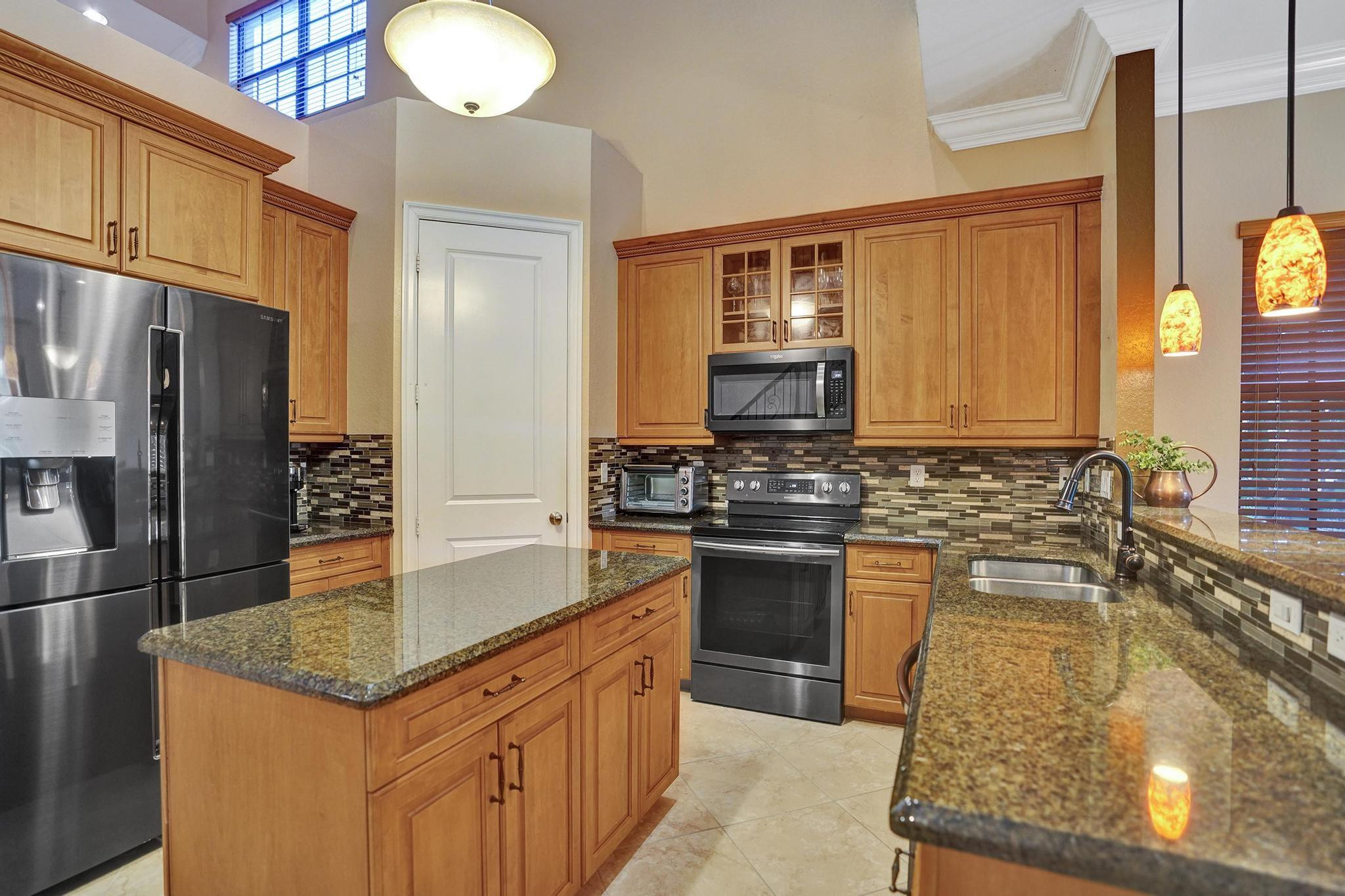 11324 NW 72nd Place, Parkland