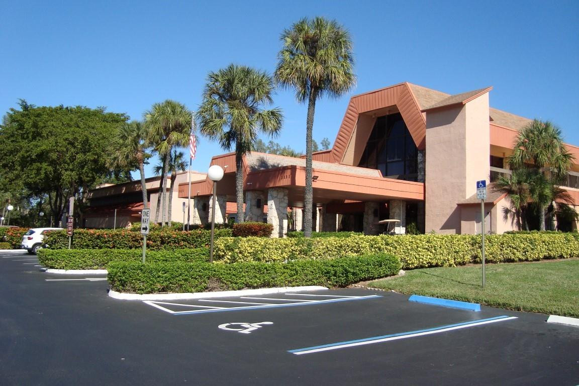 3120 Holiday Springs Boulevard 106, Margate Unit: 106