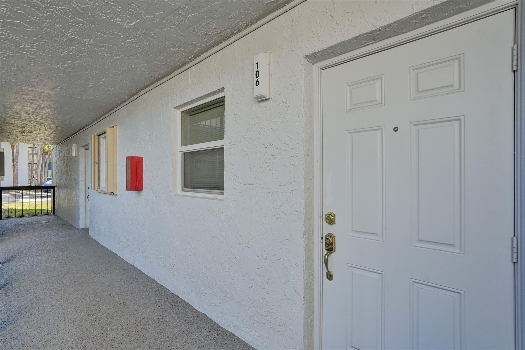 3120 Holiday Springs Boulevard 106, Margate Unit: 106